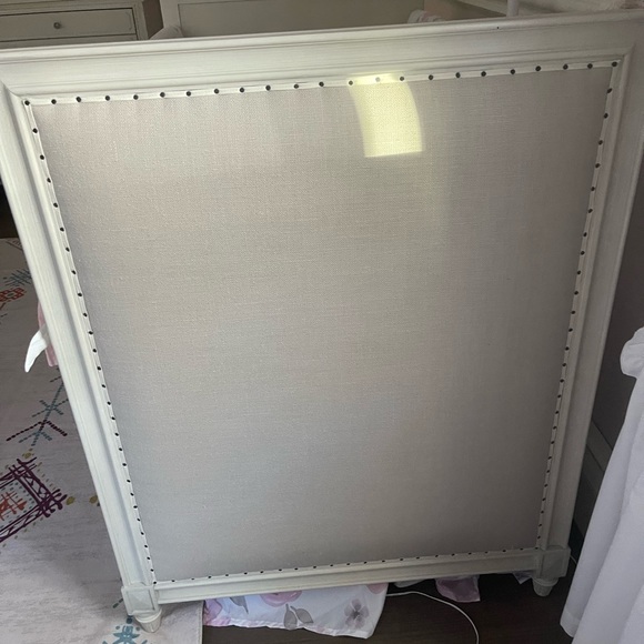 Restoration hardware marcelle collection baby furniture. - Picture 5 of 10